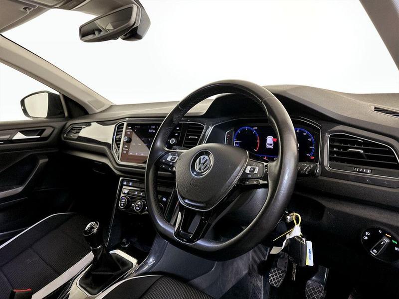 Used Volkswagen T-Roc 2019 for sale - 76616147: Photo 15