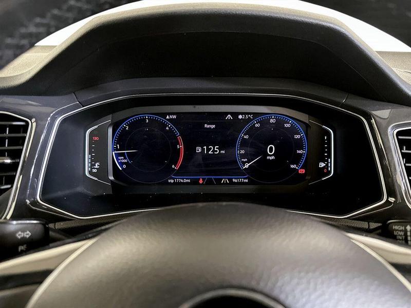 Used Volkswagen T-Roc 2019 for sale - 76616147: Photo 18