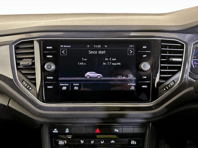 Used Volkswagen T-Roc 2019 for sale - 76616147: Photo 24