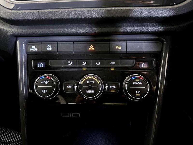 Used Volkswagen T-Roc 2019 for sale - 76616147: Photo 25