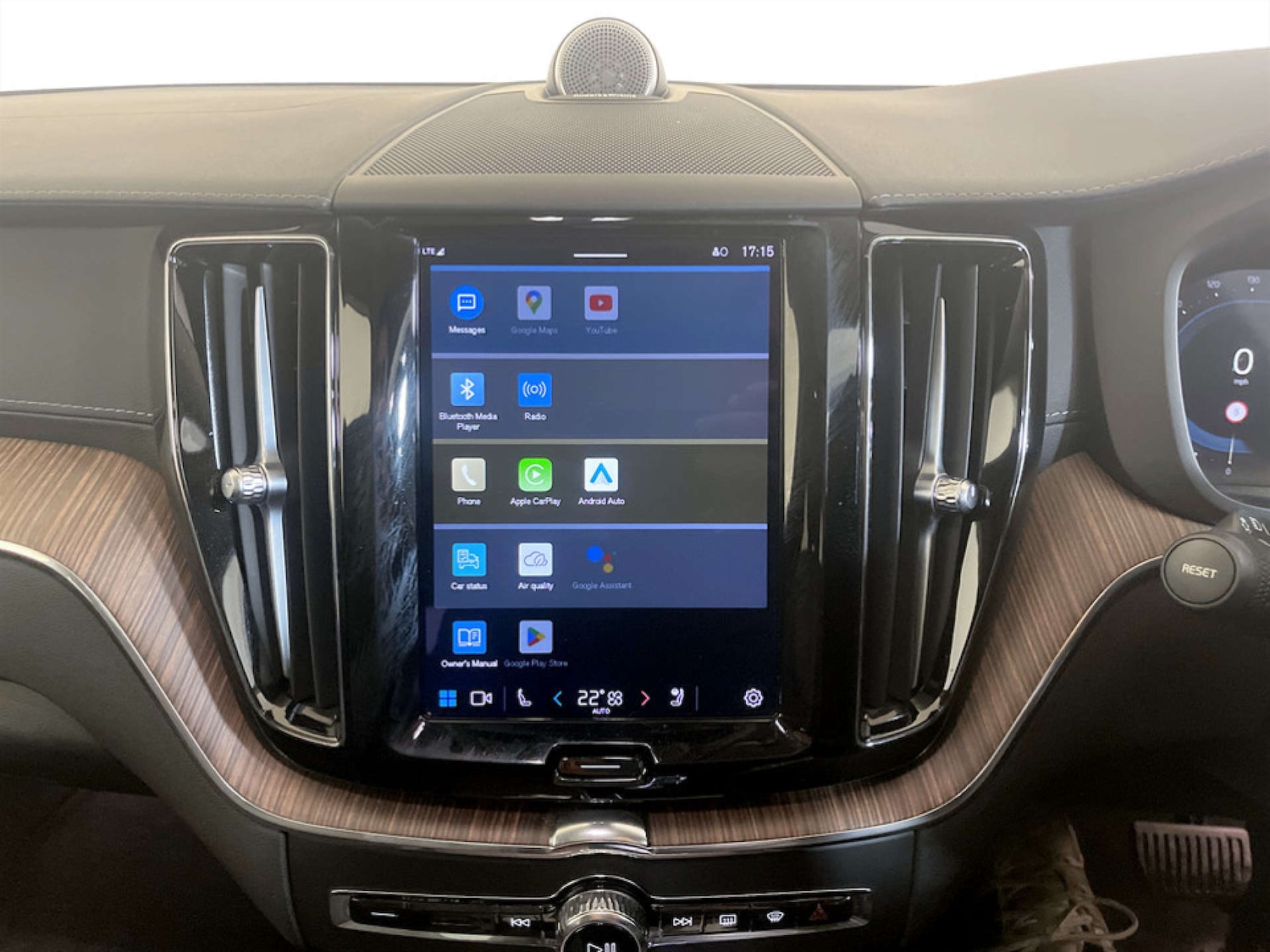 Used Volvo XC60 2023 for sale - 77693710: Photo 23