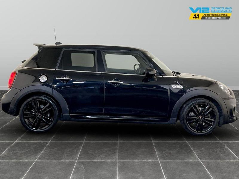 Used MINI Hatch 2019 for sale - 76476798: Photo 11