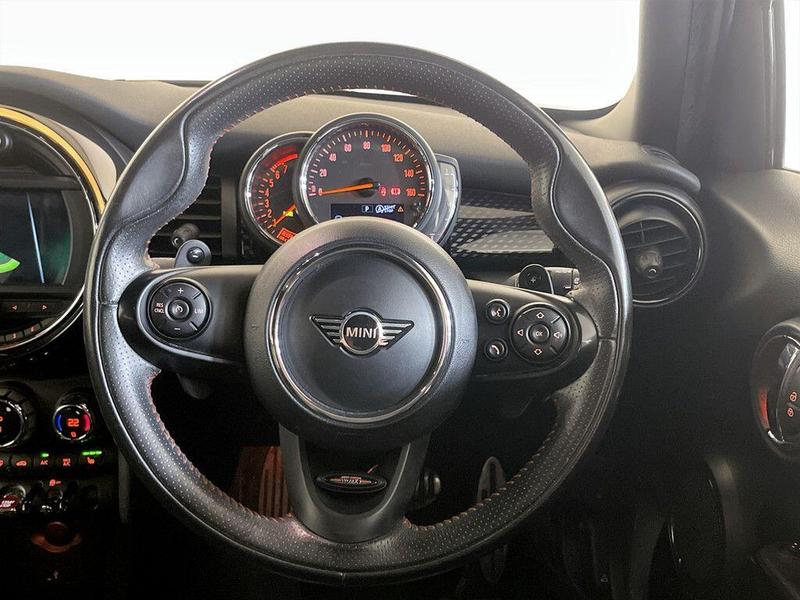 Used MINI Hatch 2019 for sale - 76476798: Photo 16