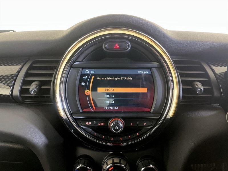 Used MINI Hatch 2019 for sale - 76476798: Photo 22