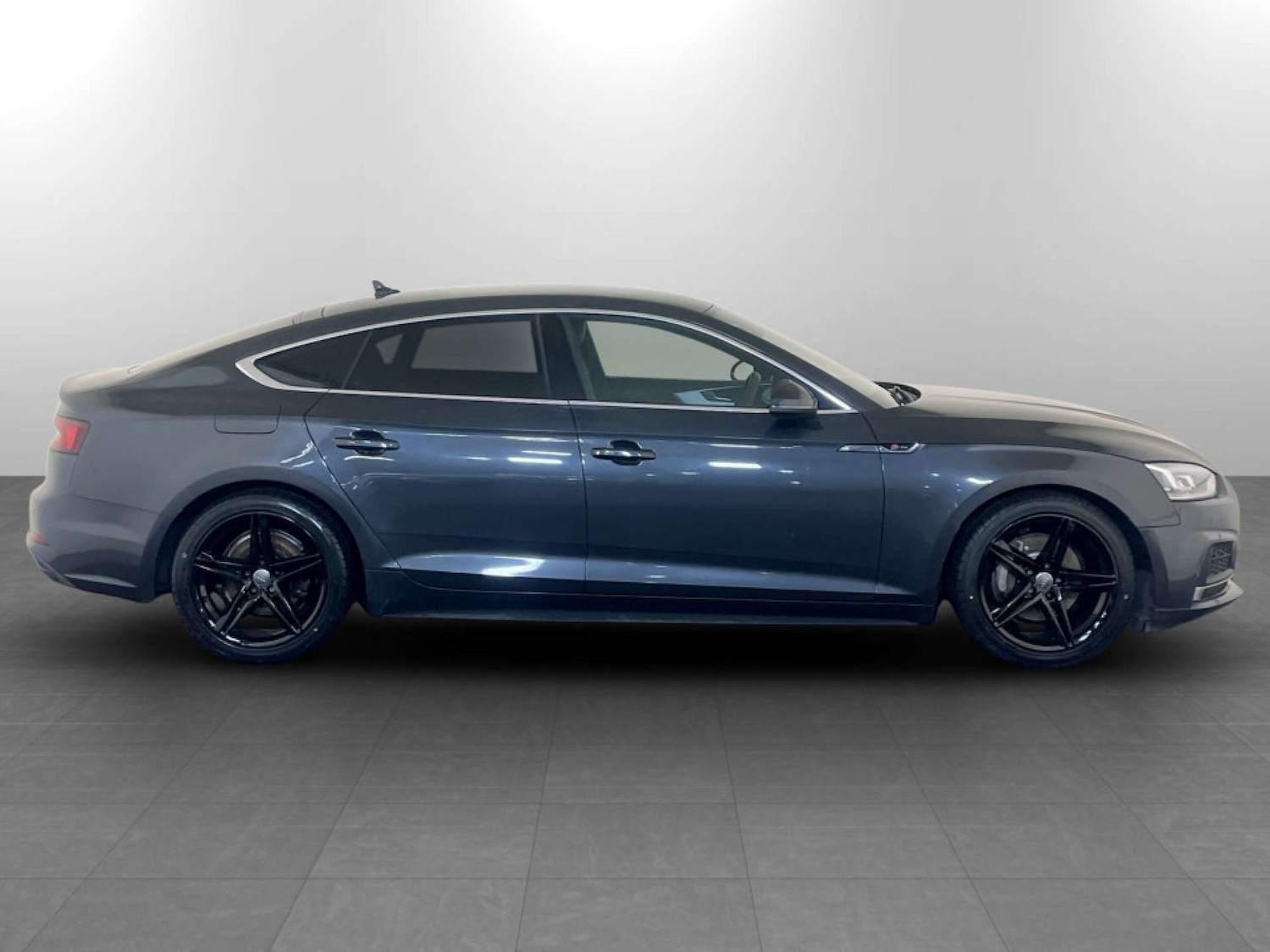 Used Audi A5 2017 for sale - 77210040: Photo 11