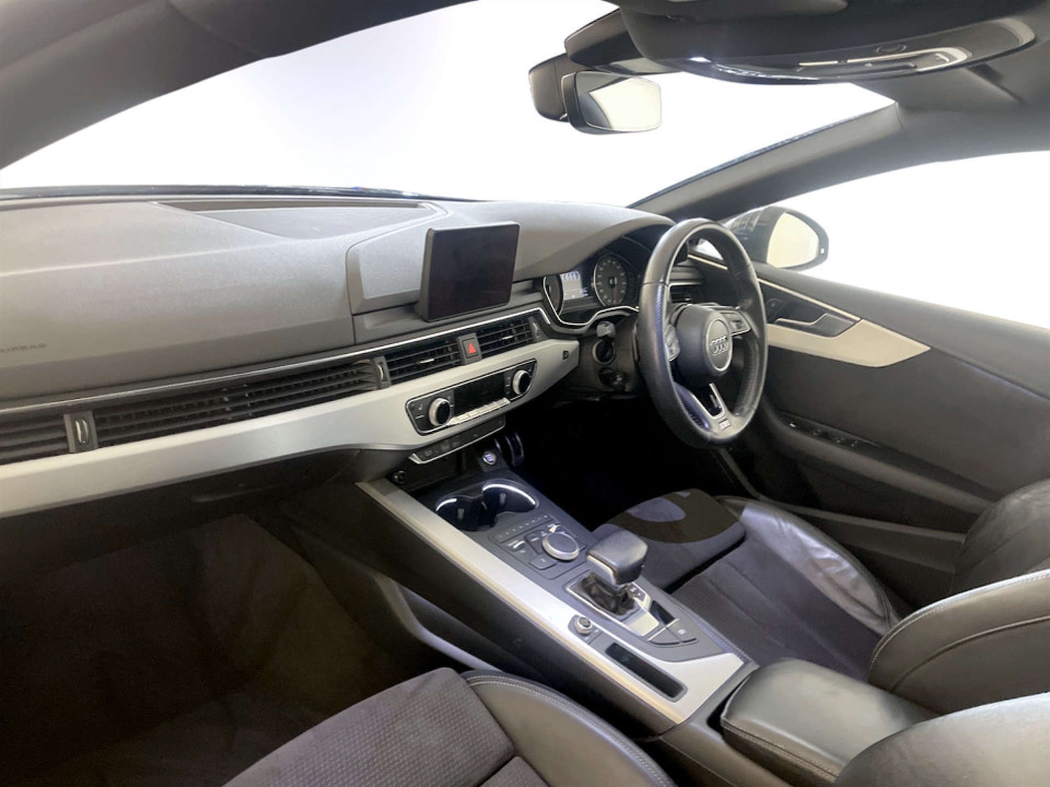 Used Audi A5 2017 for sale - 77210040: Photo 12