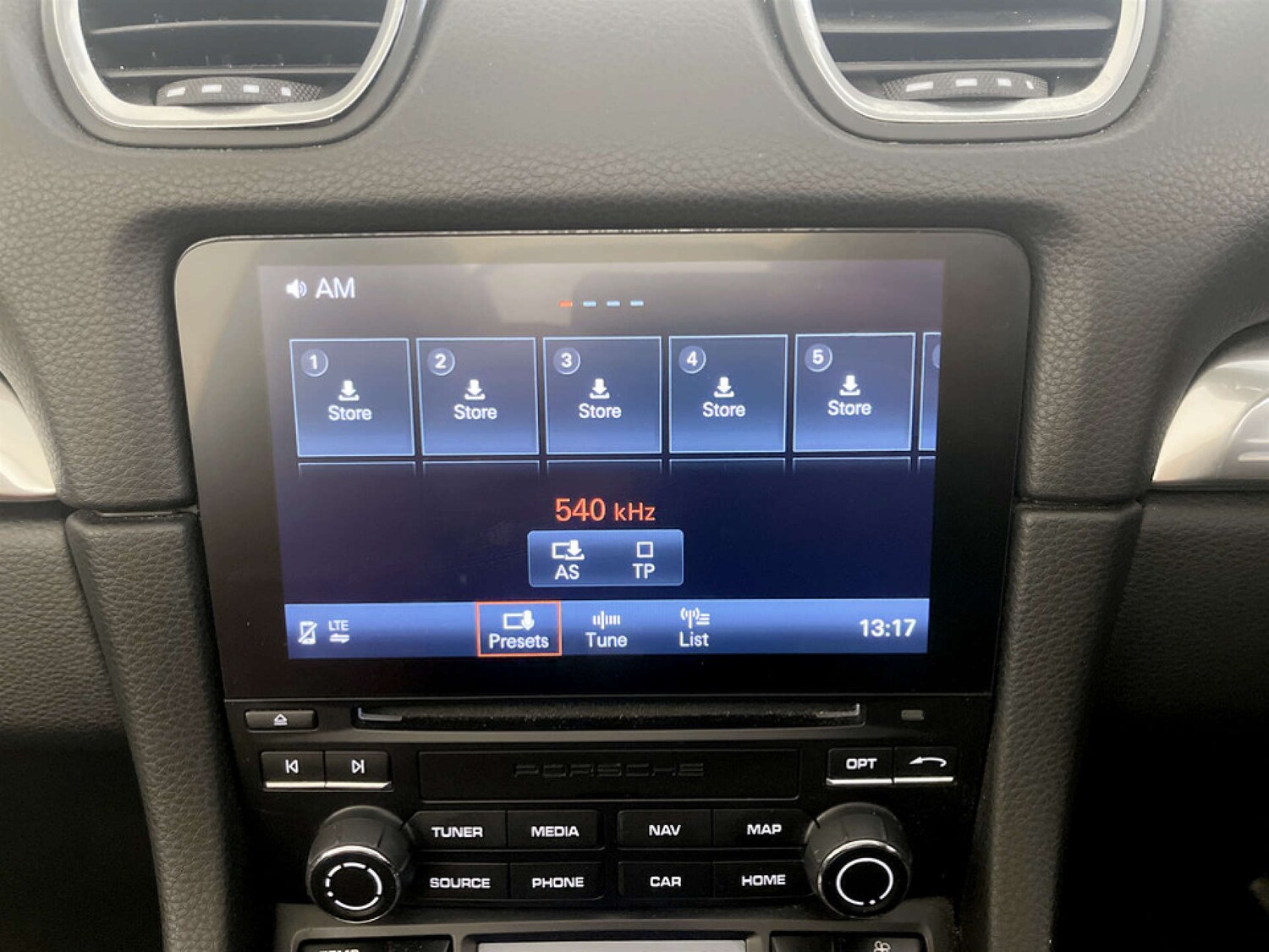 Used Porsche Boxster 2018 for sale - 77618874: Photo 22