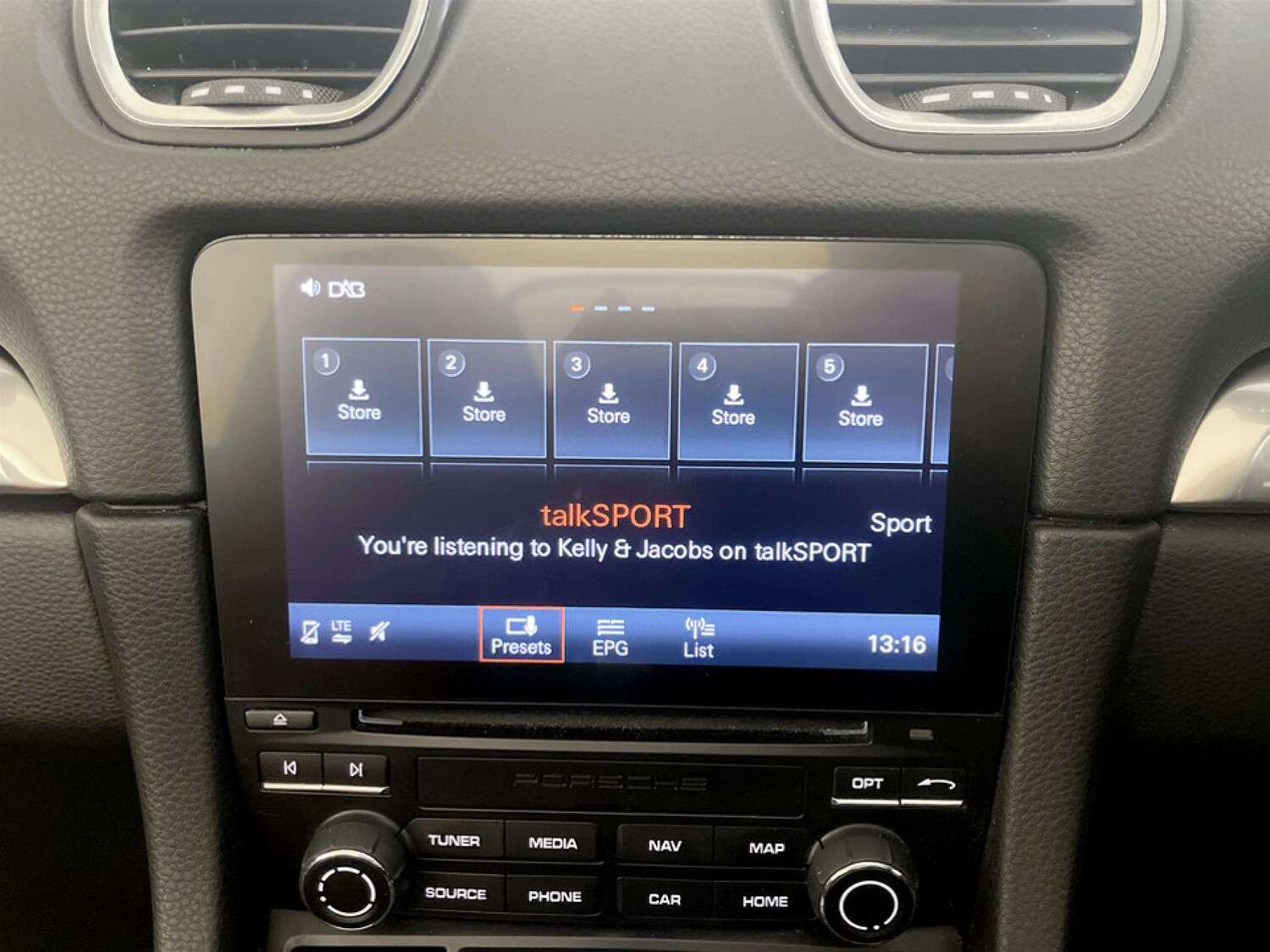 Used Porsche Boxster 2018 for sale - 77618874: Photo 23