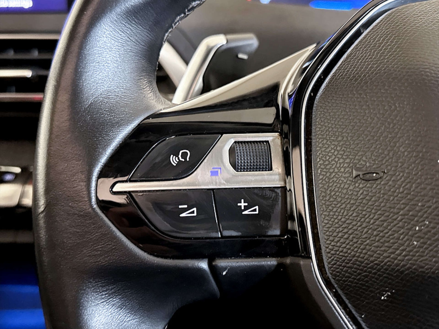 Used Peugeot 3008 2017 for sale - 77189548: Photo 18