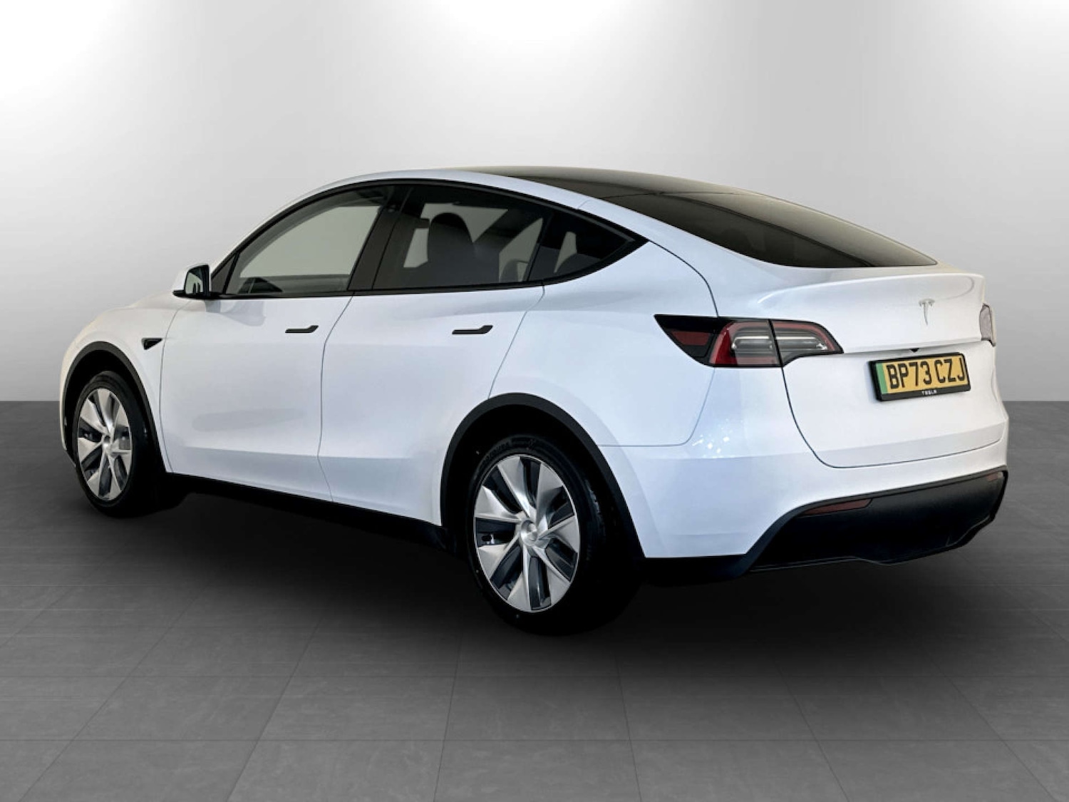 Used Tesla Model Y 2023 for sale - 77328598: Photo 6