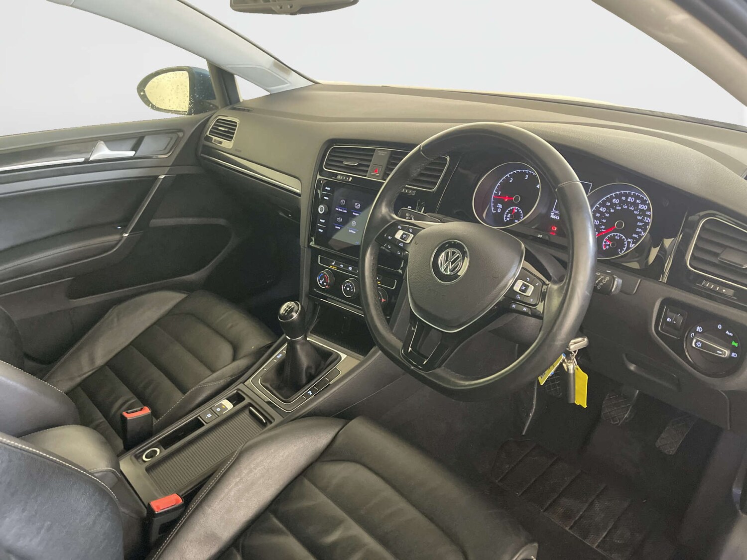 Used Volkswagen Golf 2016 for sale - 77847506: Photo 16