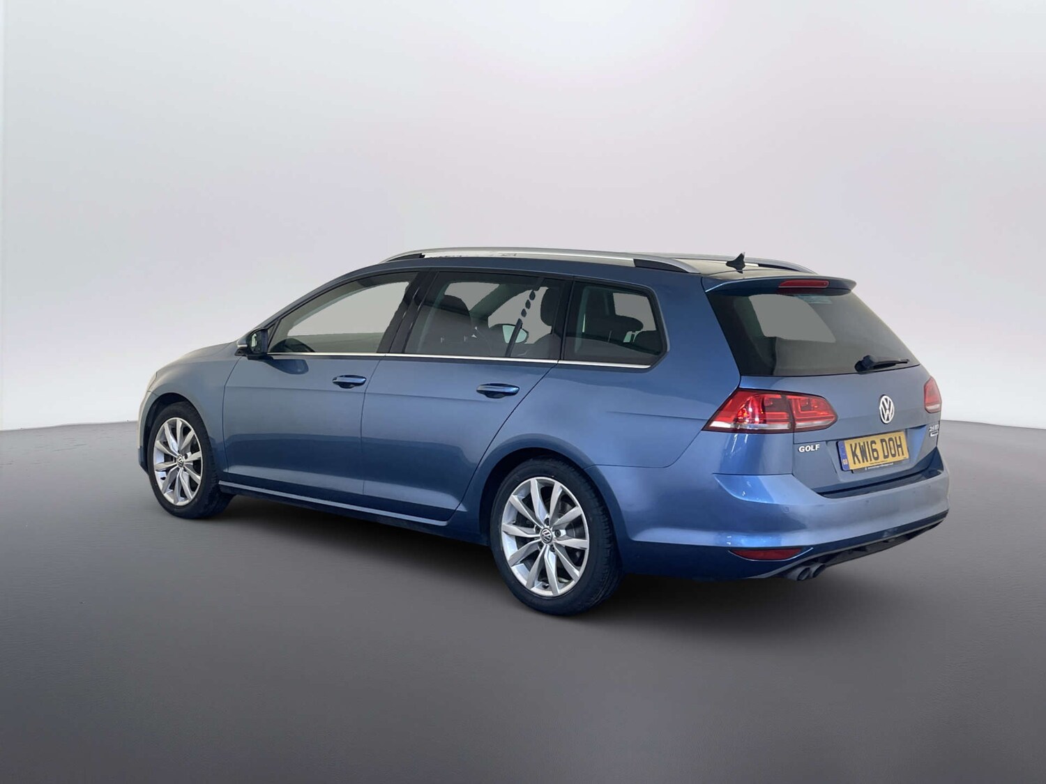 Used Volkswagen Golf 2016 for sale - 77847506: Photo 8