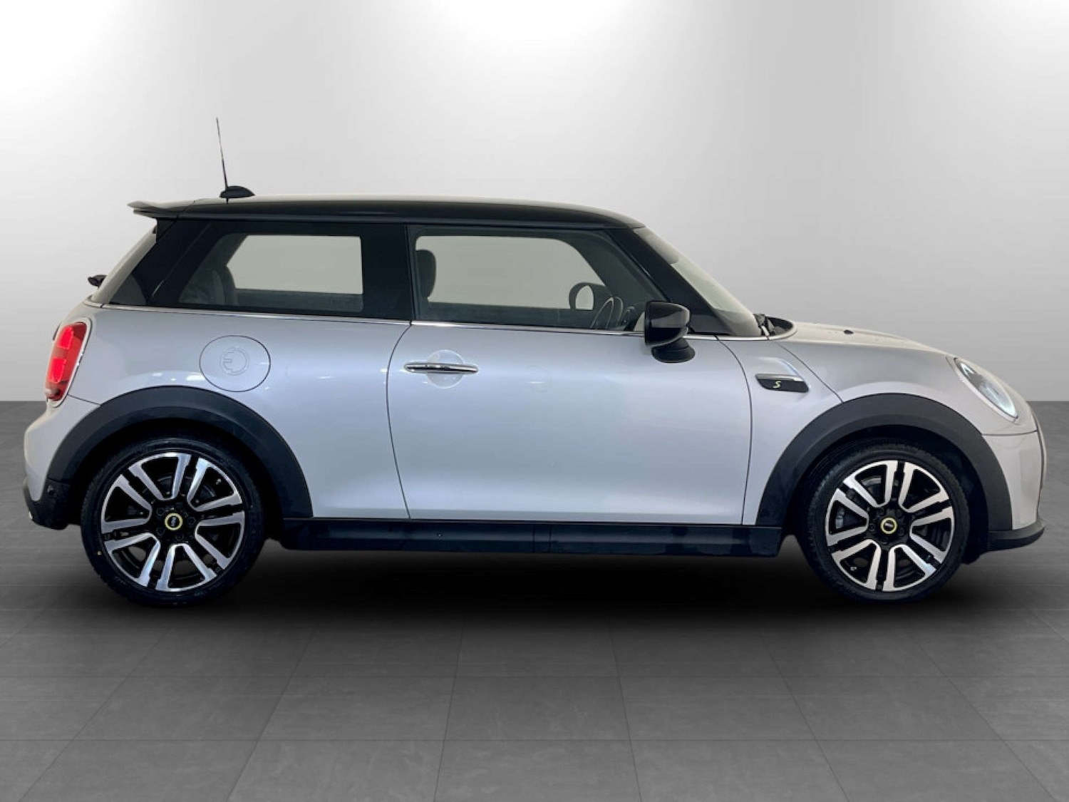 Used MINI Hatch 2022 for sale - 77211750: Photo 11