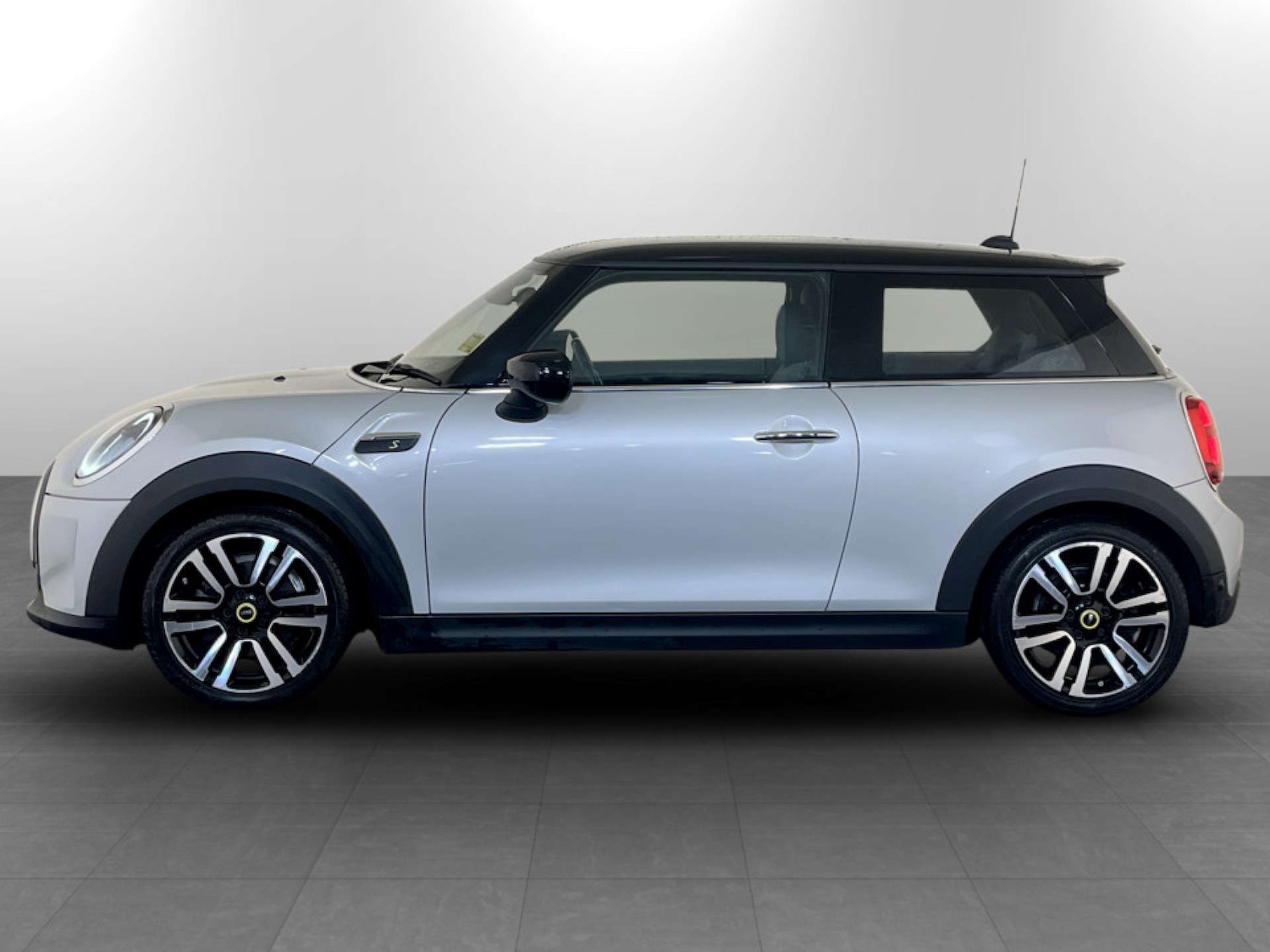 Used MINI Hatch 2022 for sale - 77211750: Photo 7
