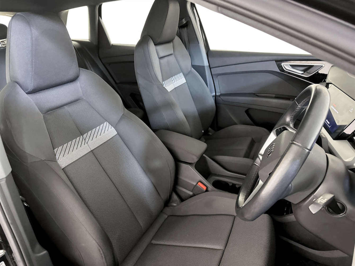 Used Audi Q4 e-tron 2022 for sale - 77782055: Photo 13