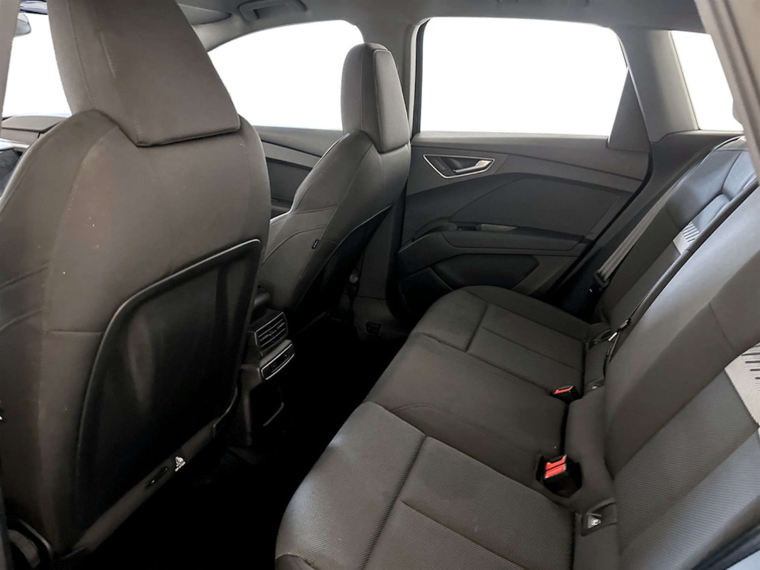 Used Audi Q4 e-tron 2022 for sale - 77782055: Photo 14