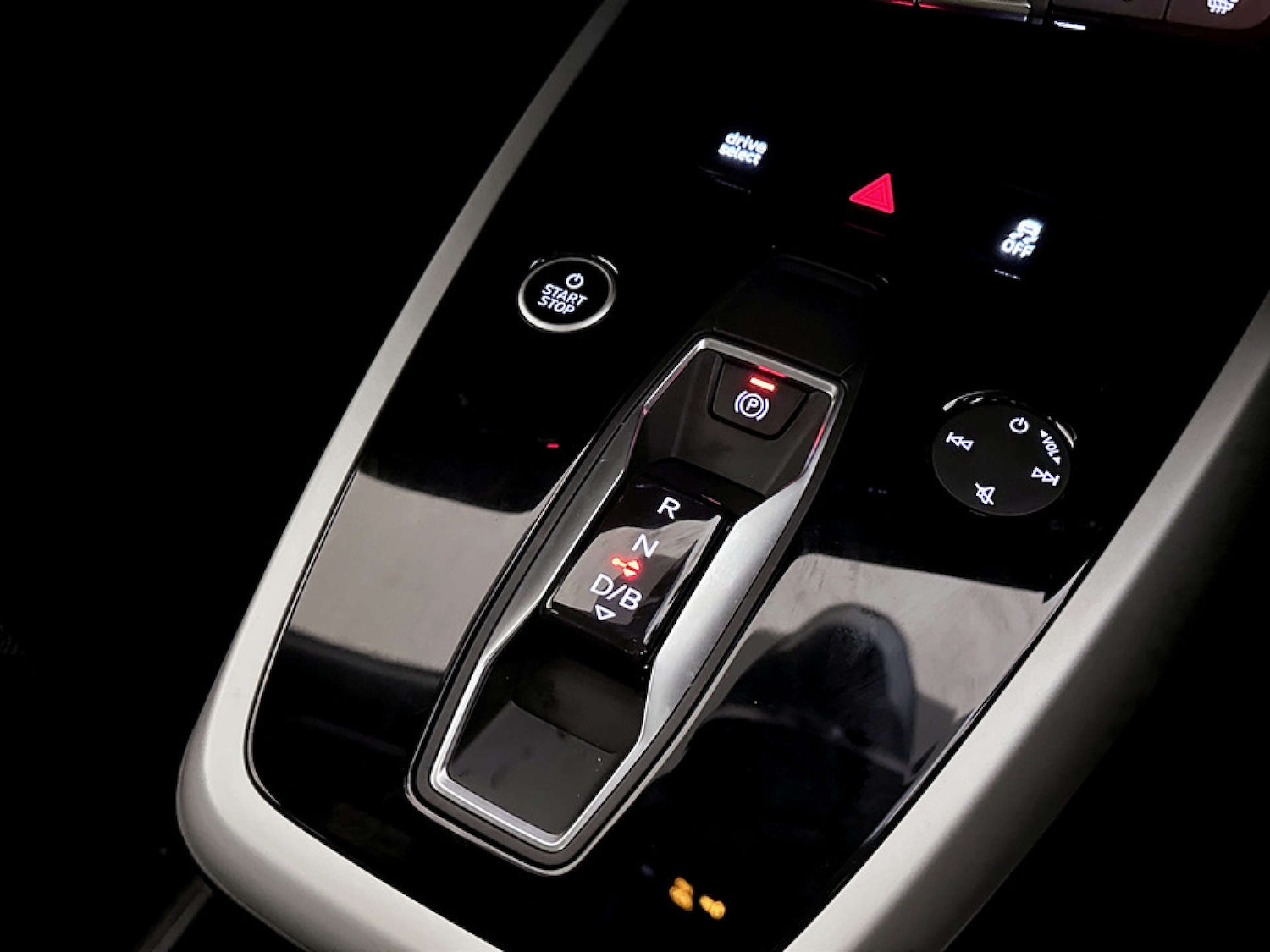 Used Audi Q4 e-tron 2022 for sale - 77782055: Photo 27