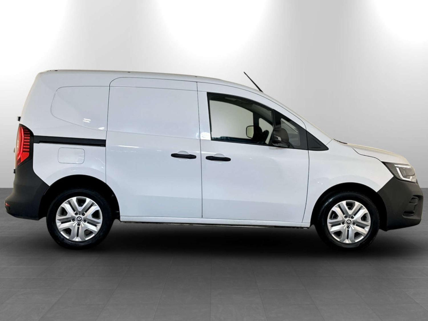 Used Renault Kangoo 2023 for sale - 77185290: Photo 11