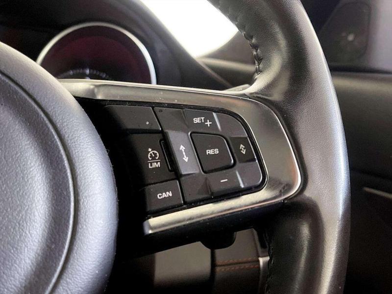 Used Jaguar E-Pace 2017 for sale - 76296698: Photo 20