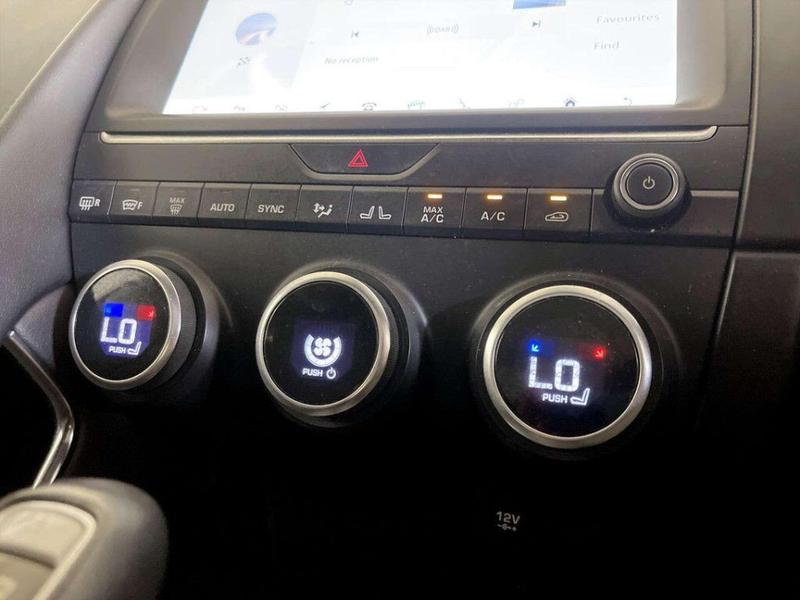Used Jaguar E-Pace 2017 for sale - 76296698: Photo 26