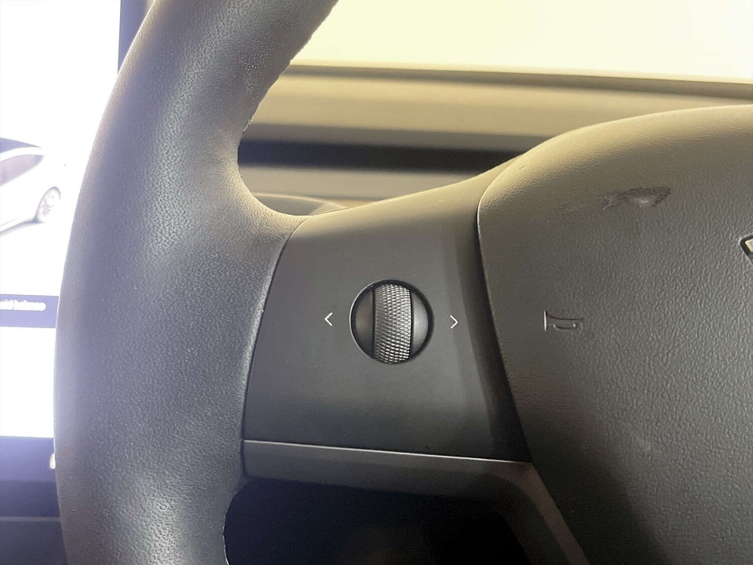 Used Tesla Model 3 2022 for sale - 77342147: Photo 17