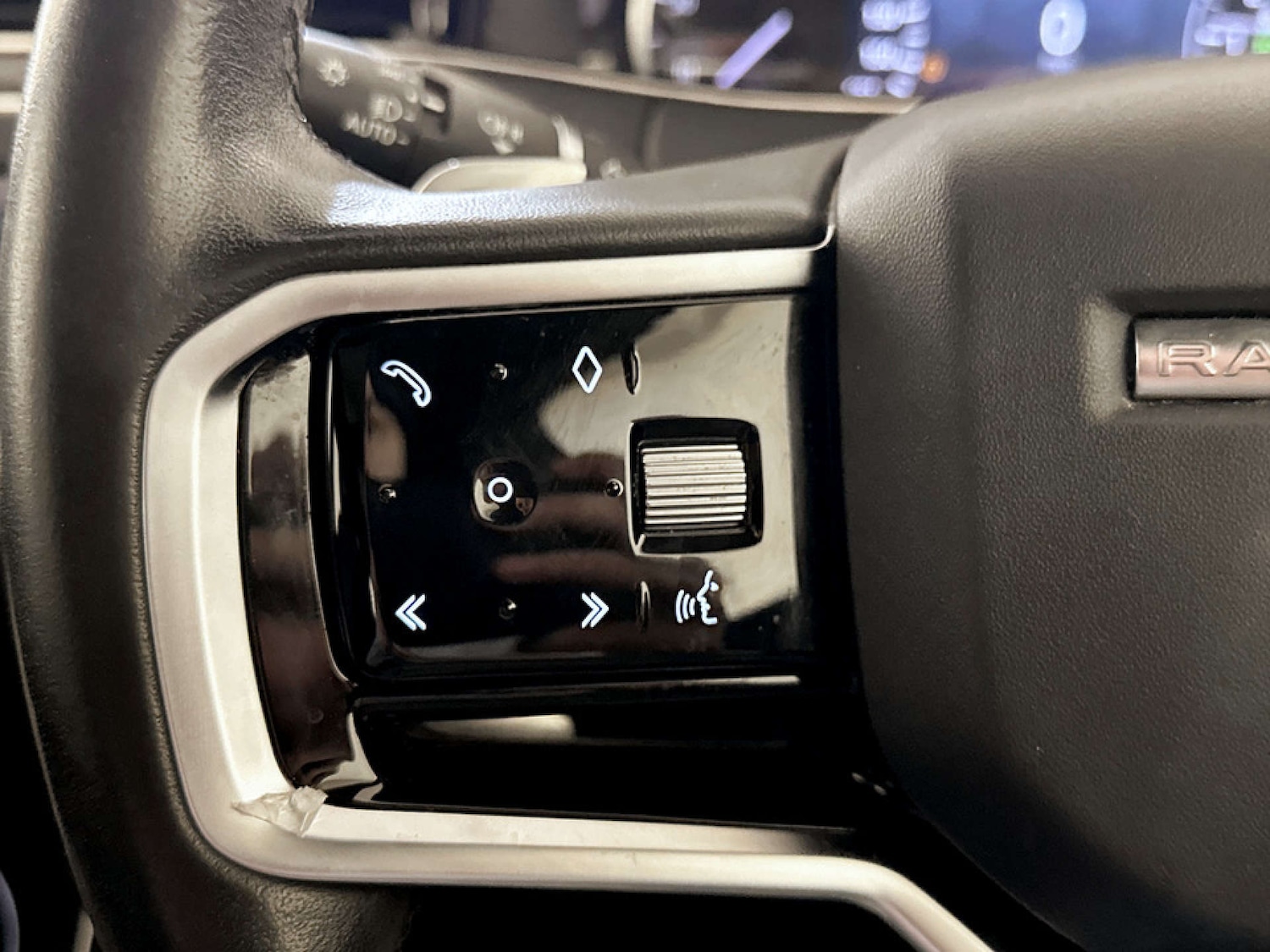 Used Land Rover Range Rover Evoque 2022 for sale - 77778173: Photo 18