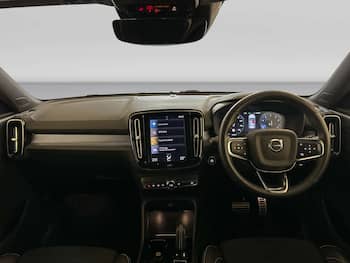 Used Volvo XC40 2021 for sale - 79674426: Photo