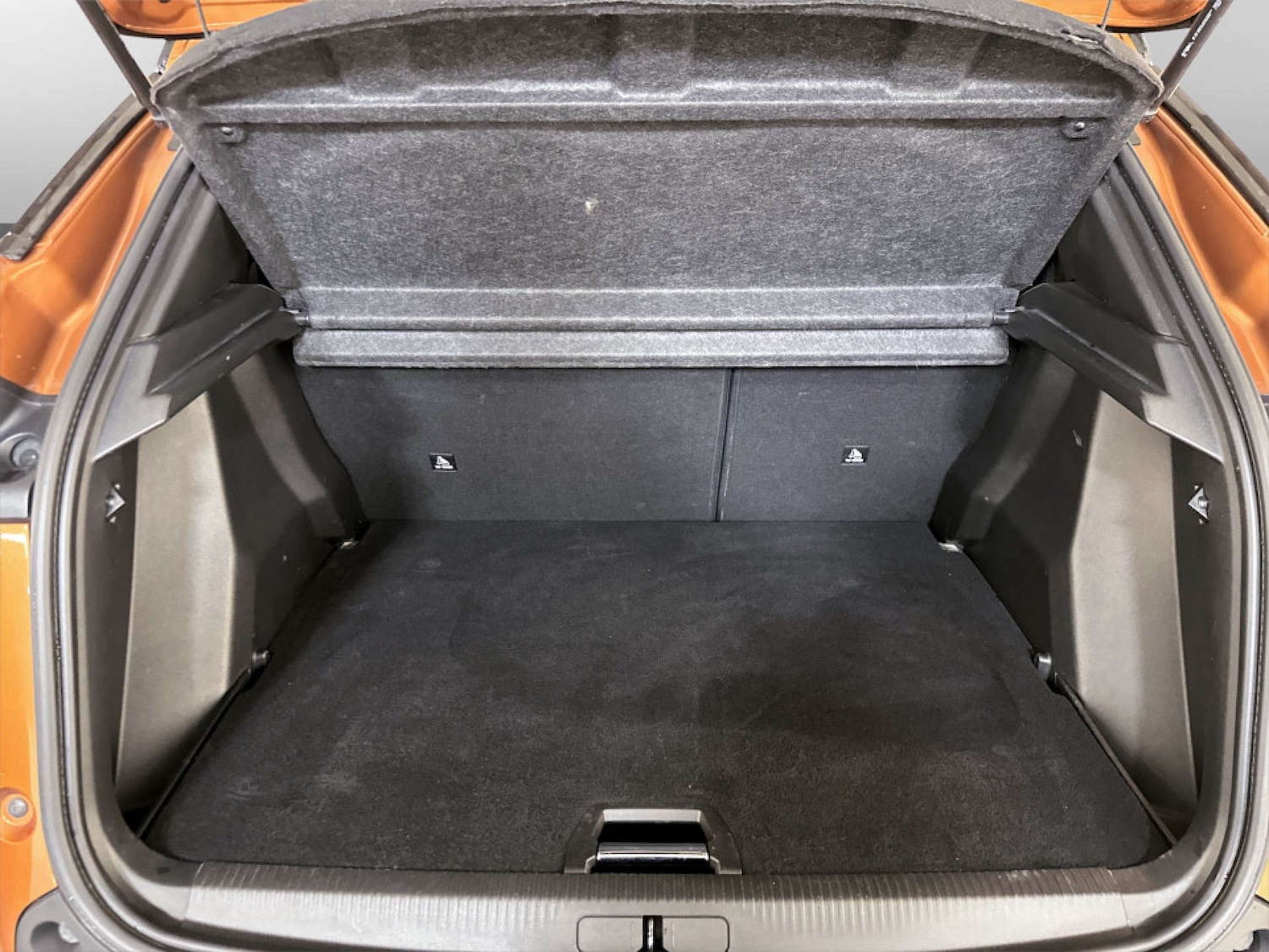 Used Peugeot 2008 2021 for sale - 77185321: Photo 15