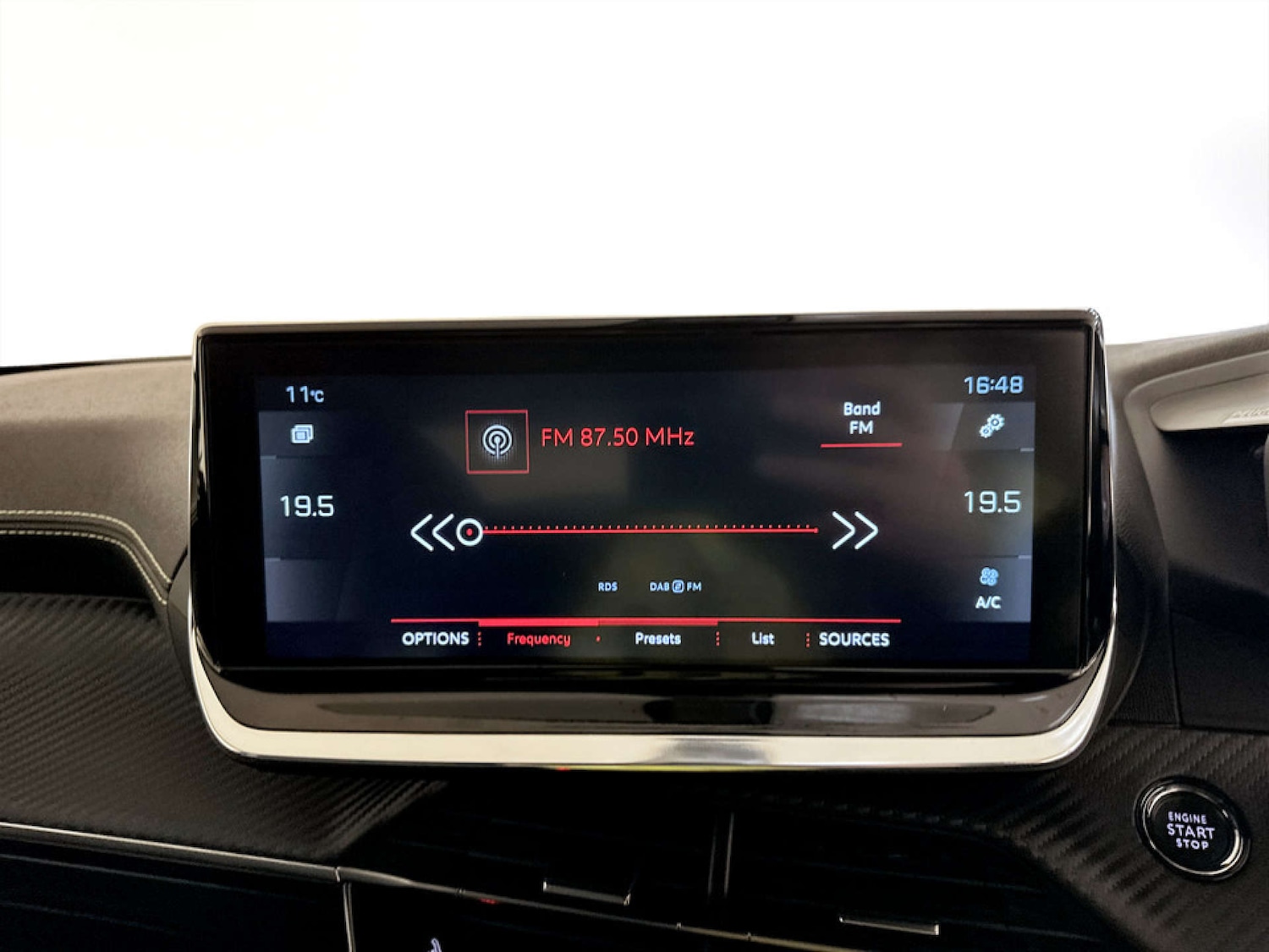 Used Peugeot 2008 2021 for sale - 77185321: Photo 24