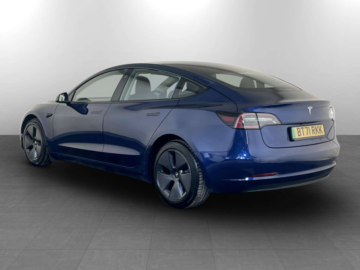 Used Tesla Model 3 2021 for sale - 77422804: Photo 8