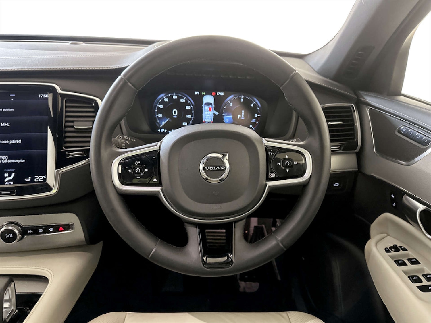 Used Volvo XC90 2022 for sale - 77326100: Photo 17