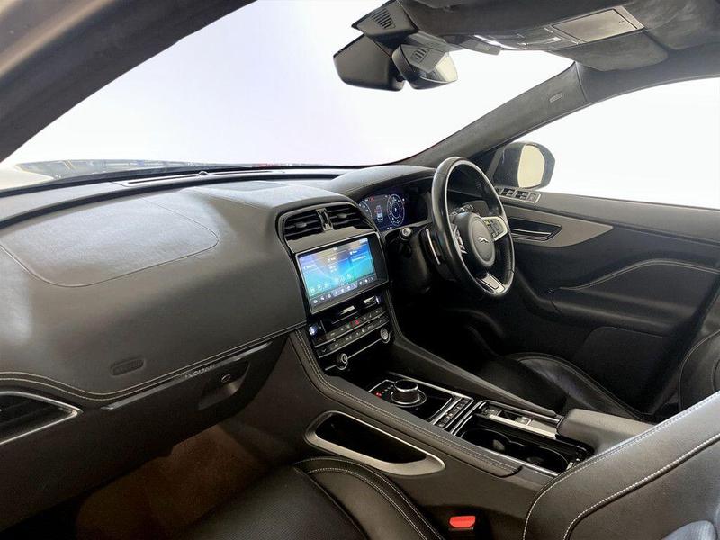 Used Jaguar F-Pace 2019 for sale - 76329702: Photo 12