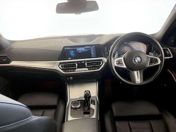 Used BMW 3 Series 2021 for sale - 76825939: Photo