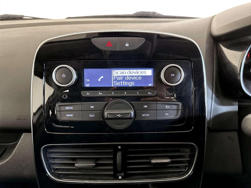 Used Renault Clio 2018 for sale - 77138237: Photo 21