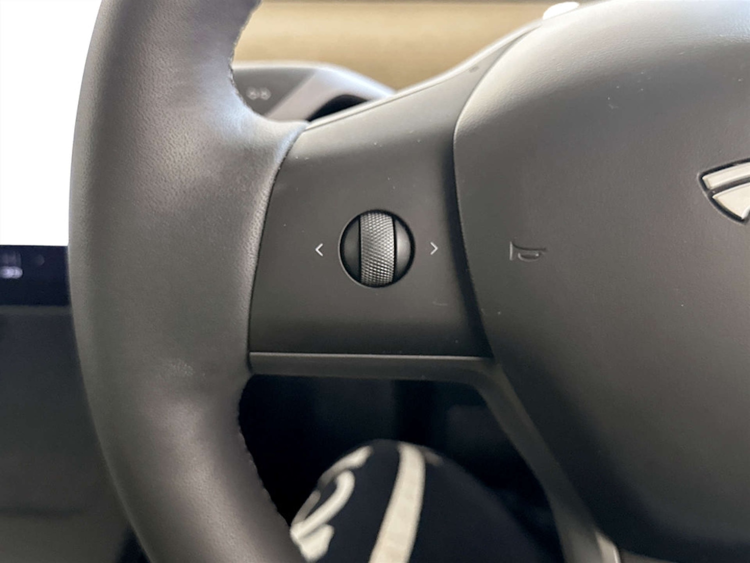 Used Tesla Model Y 2022 for sale - 77688327: Photo 17