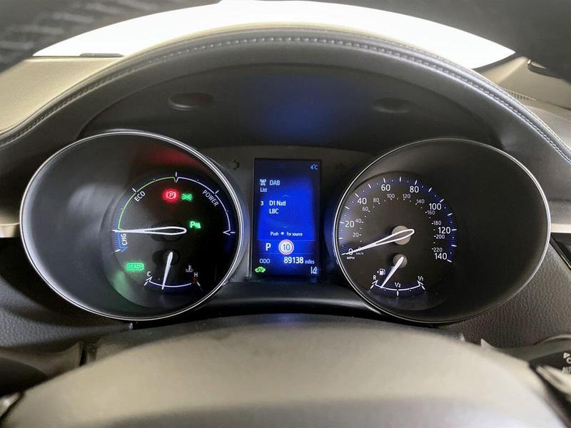 Used Toyota C-HR 2019 for sale - 76710147: Photo 18