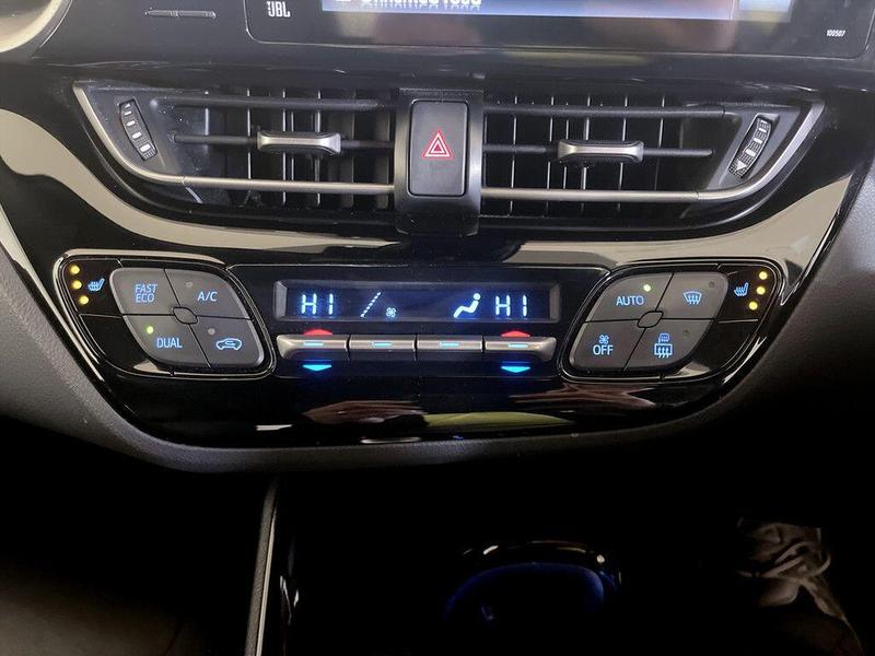 Used Toyota C-HR 2019 for sale - 76710147: Photo 25