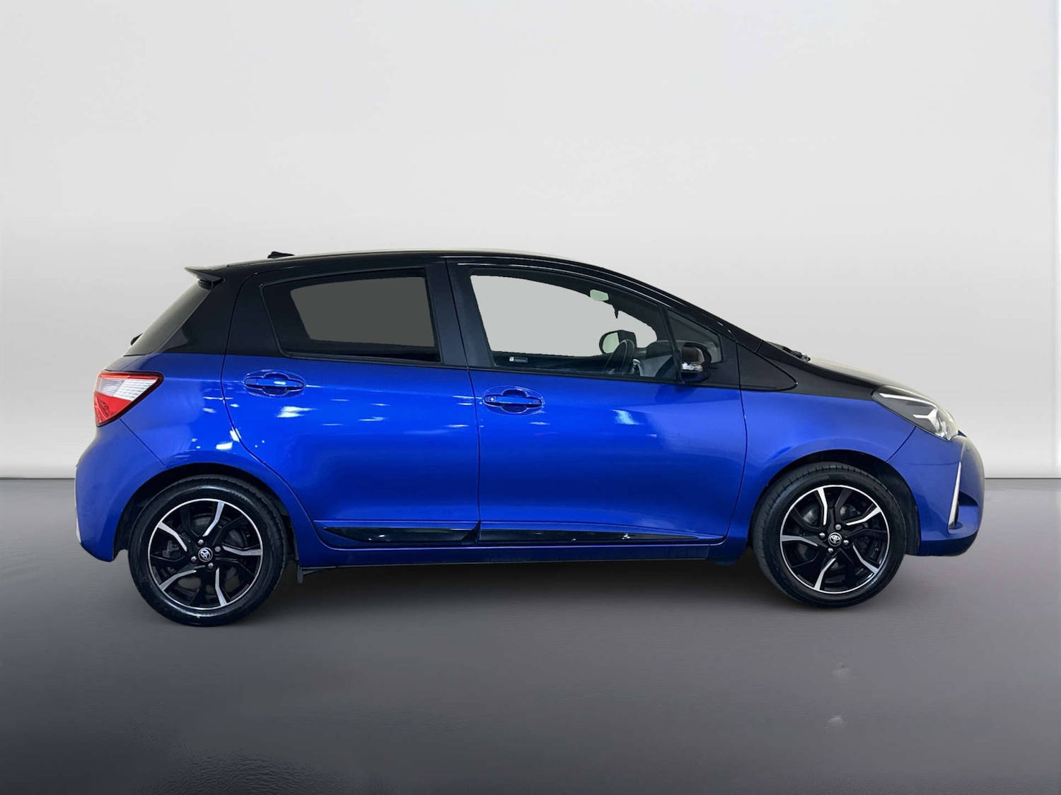 Used Toyota Yaris 2018 for sale - 78083537: Photo 11