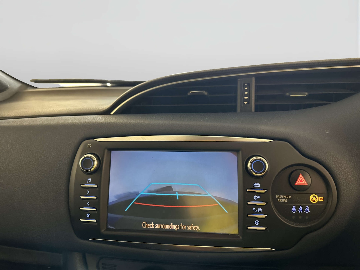 Used Toyota Yaris 2018 for sale - 78083537: Photo 20