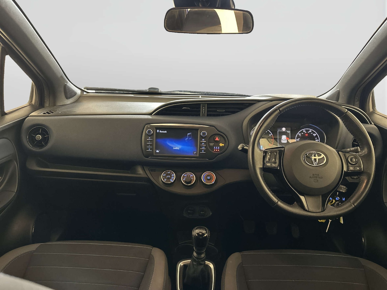 Used Toyota Yaris 2018 for sale - 78083537: Photo 3