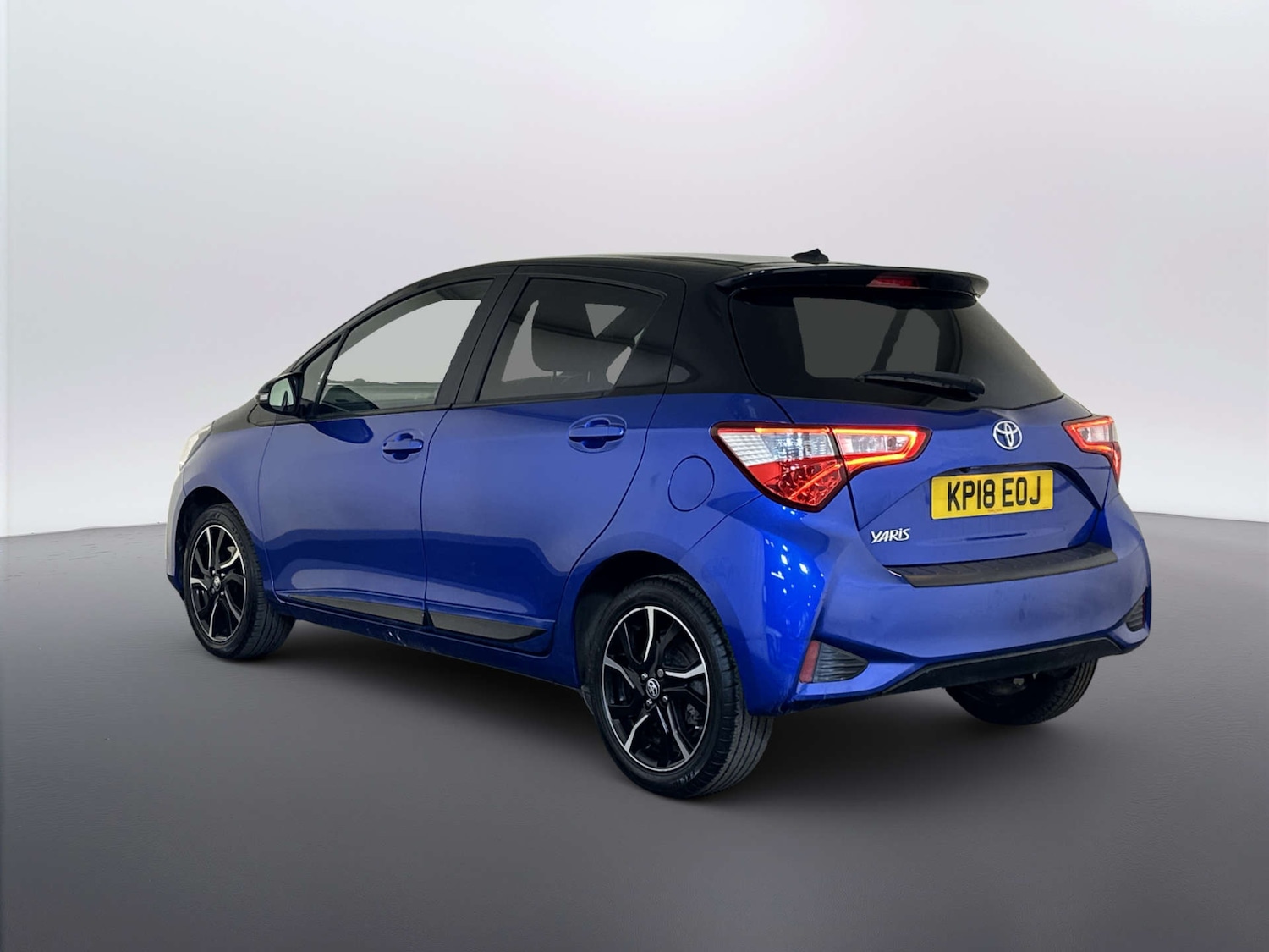 Used Toyota Yaris 2018 for sale - 78083537: Photo 8