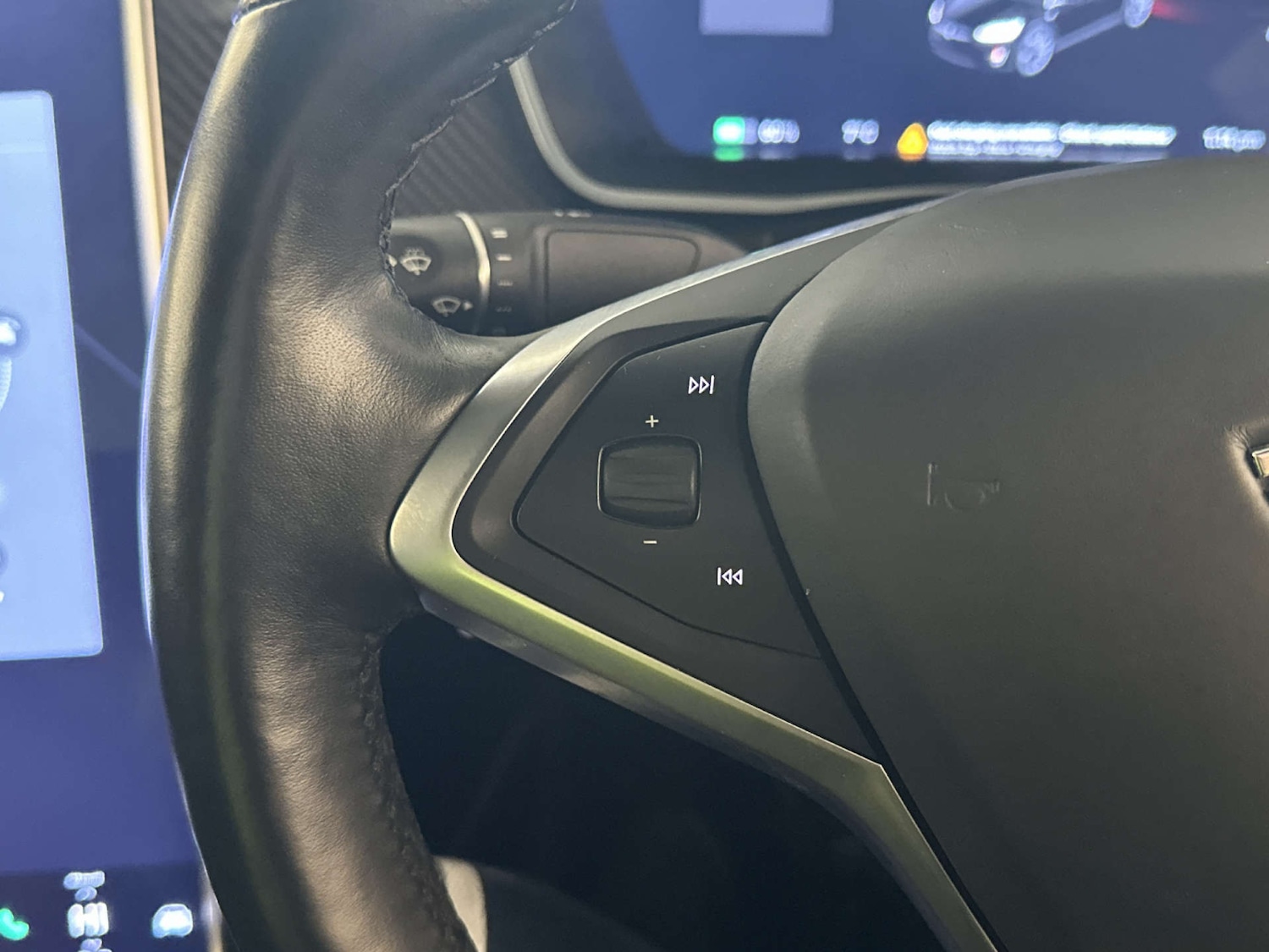 Used Tesla Model X 2017 for sale - 77880434: Photo 18