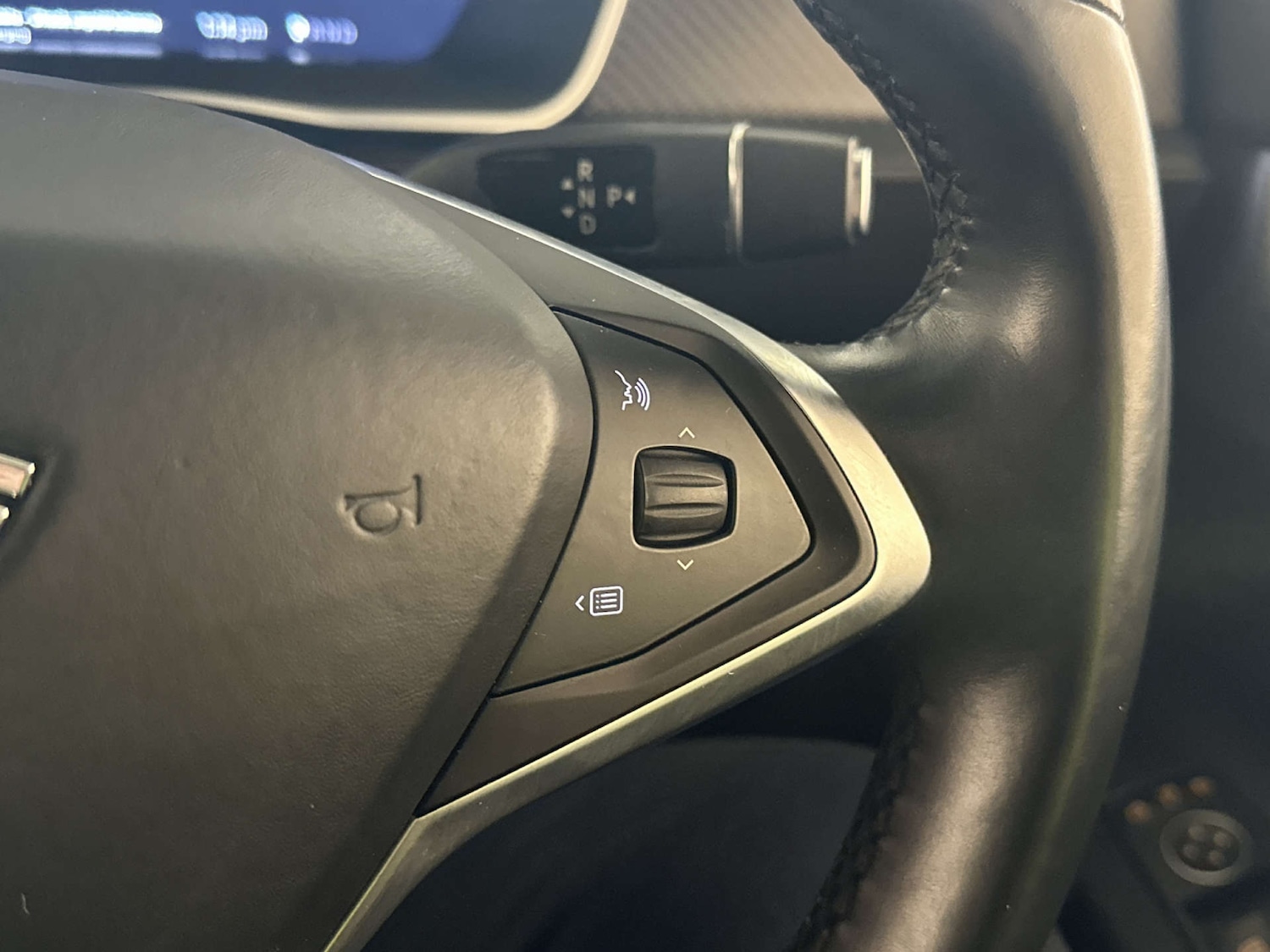 Used Tesla Model X 2017 for sale - 77880434: Photo 20