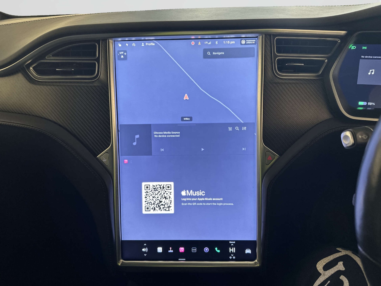 Used Tesla Model X 2017 for sale - 77880434: Photo 24