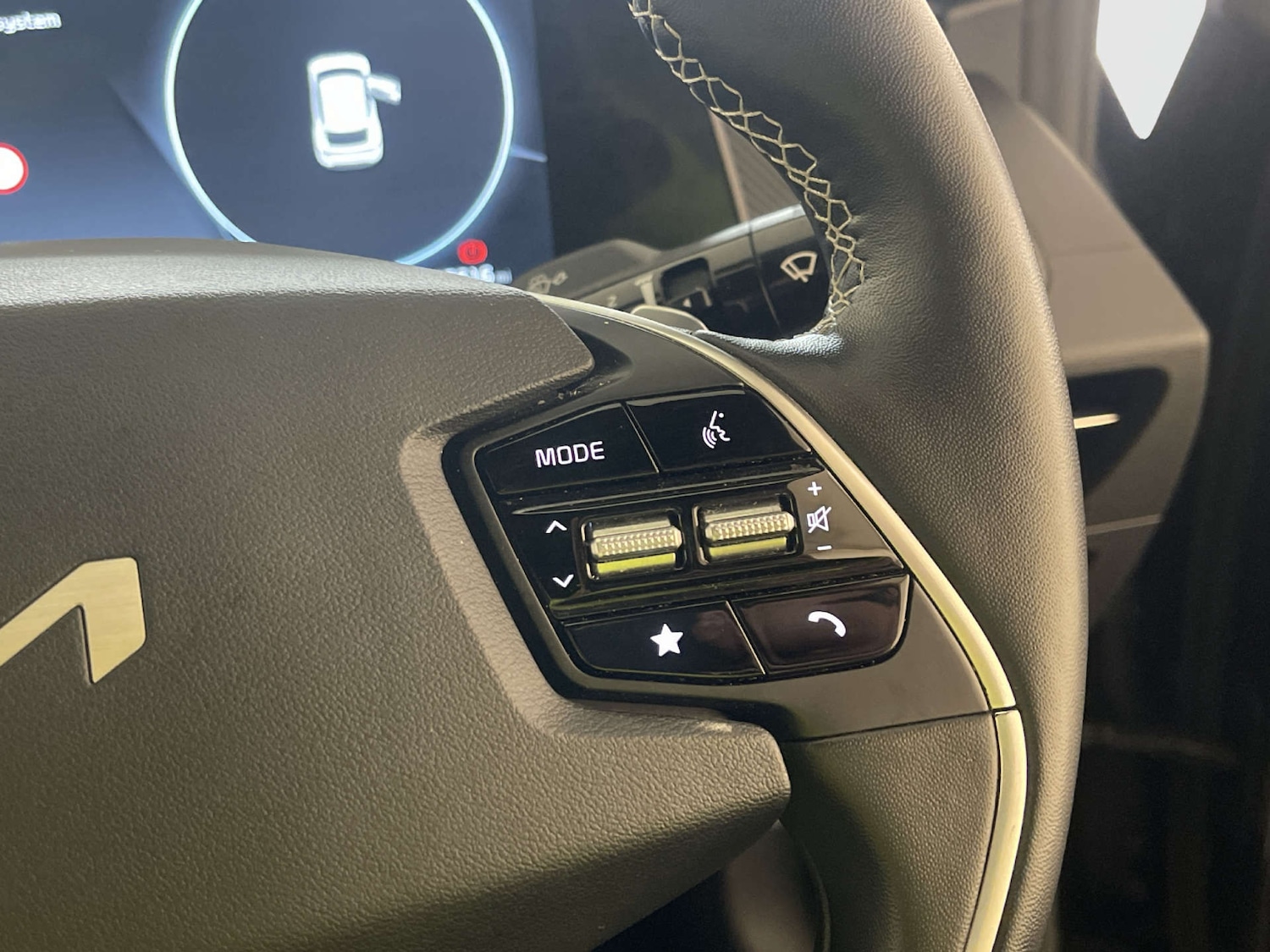 Used Kia EV6 2023 for sale - 77953310: Photo 18