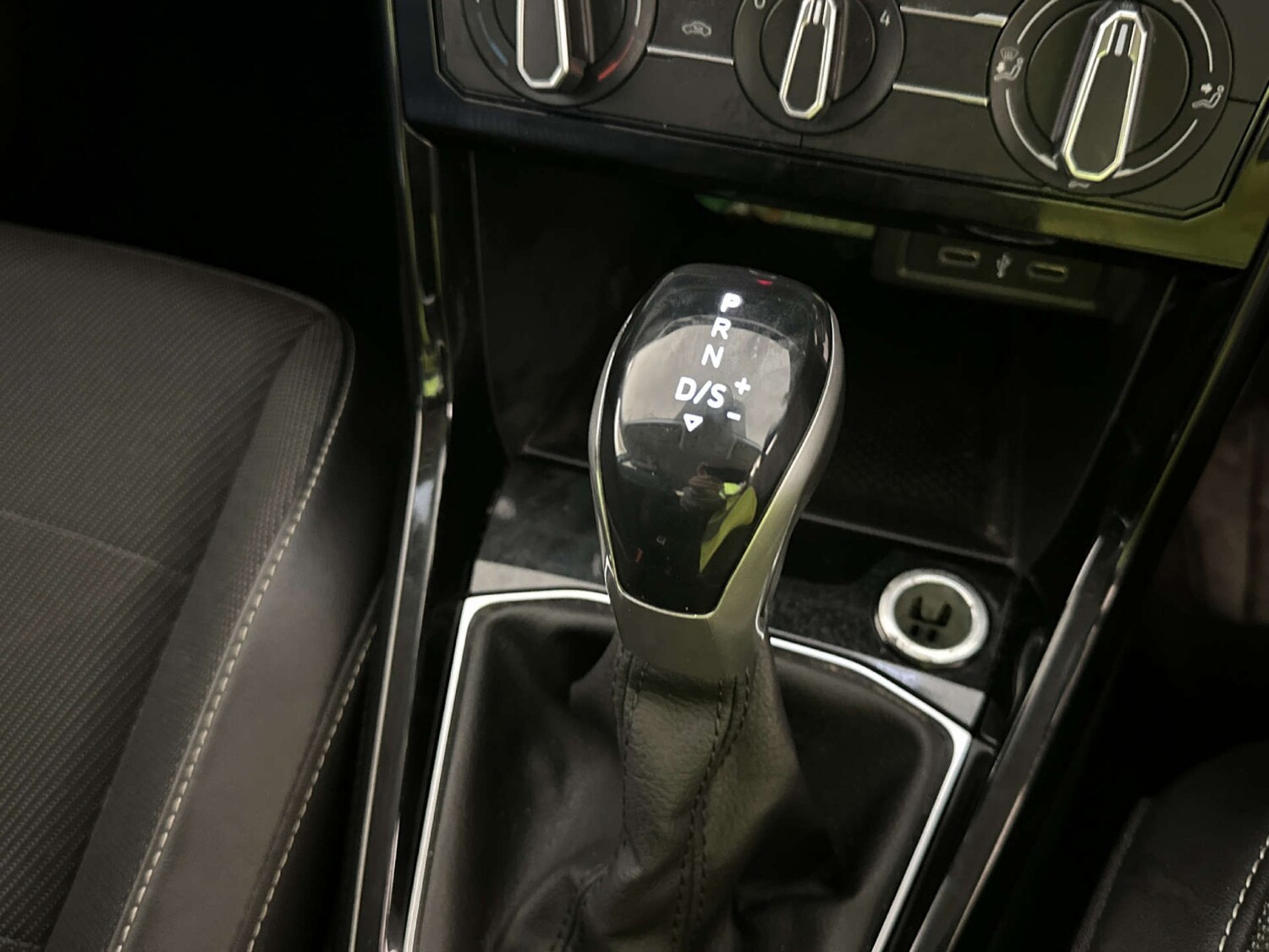 Used Volkswagen T-Cross 2023 for sale - 78031009: Photo 24