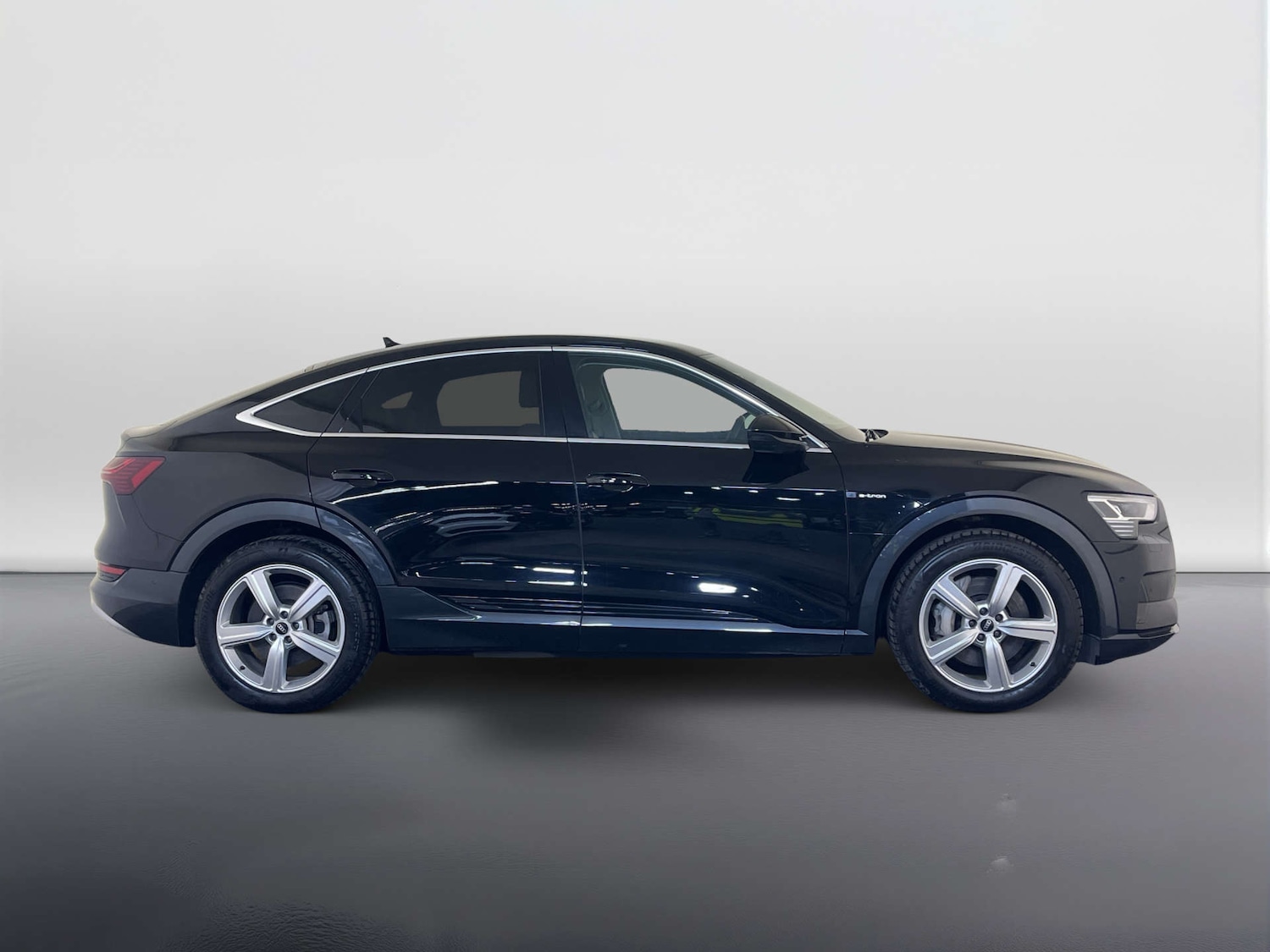 Used Audi e-tron 2022 for sale - 78031001: Photo 12