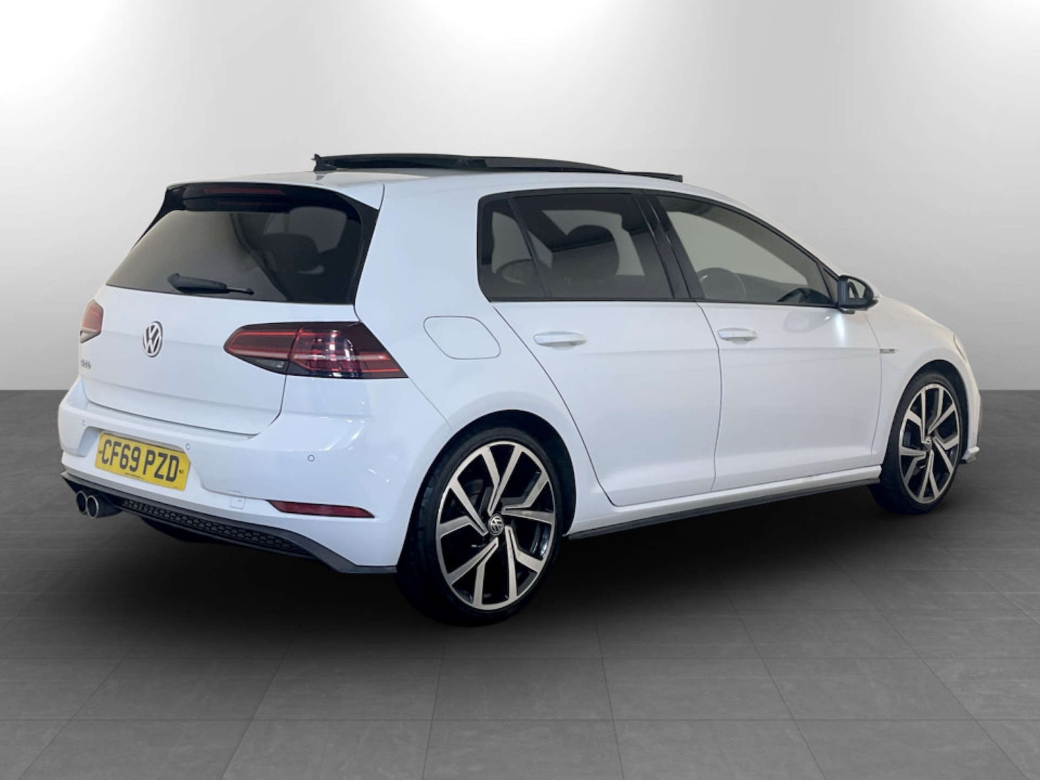Used Volkswagen Golf 2019 for sale - 77301709: Photo 10
