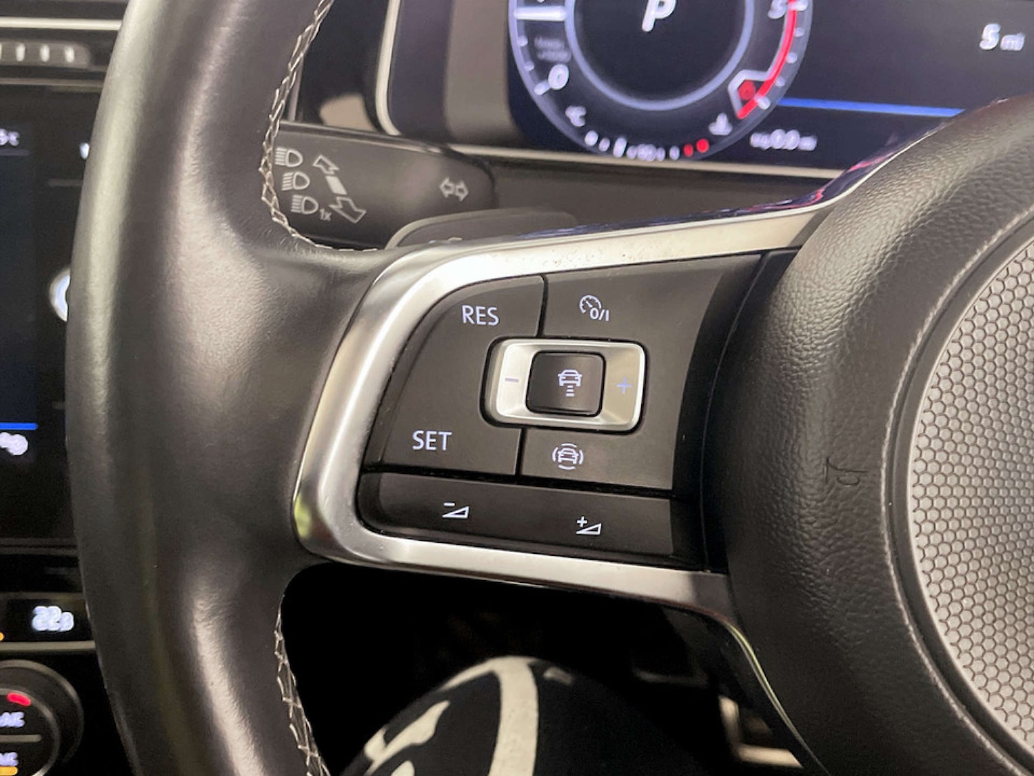 Used Volkswagen Golf 2019 for sale - 77301709: Photo 18