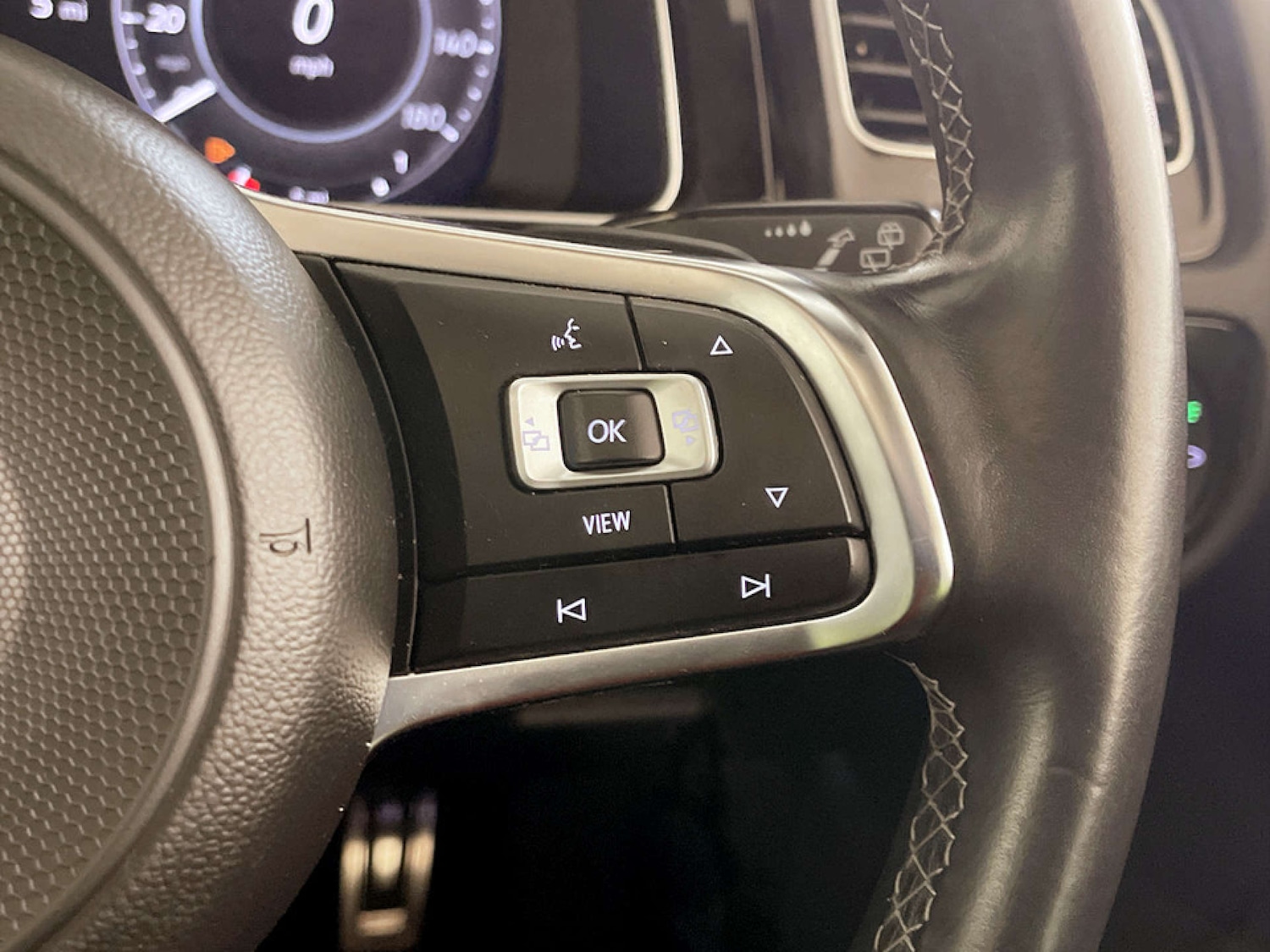 Used Volkswagen Golf 2019 for sale - 77301709: Photo 20